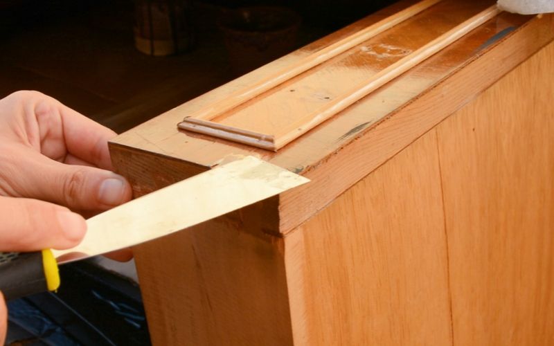 Mueble antiguo renovado con pintura en spray | C88